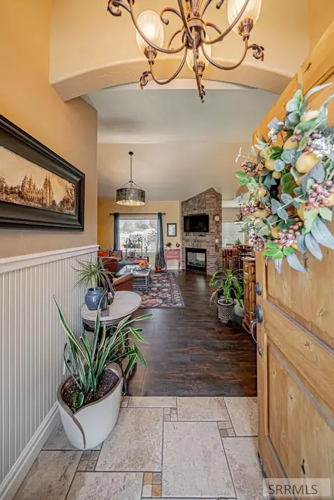 Entry Way - 276 N 4th W, Rigby, ID 83442 photo 2 of 4