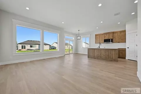 Living - 3090 Elixir Rd, Ammon, ID 83406 photo 1 of 1
