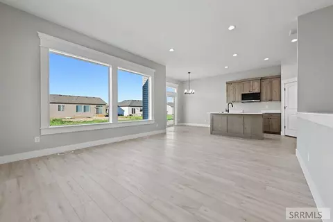 Living - 3104 Elixir Rd, Ammon, ID 83406 photo 1 of 1