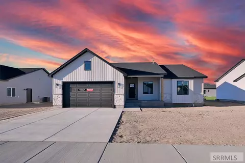 3132 Elixir Rd, Ammon, ID 83406