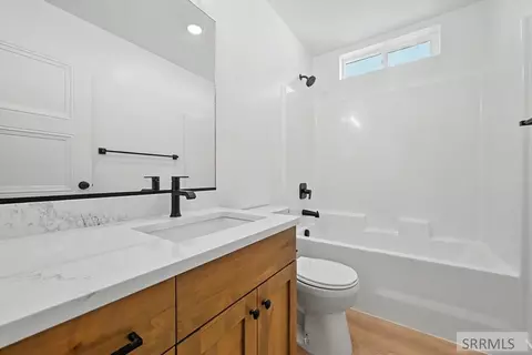 Bath - 3132 Elixir Rd, Ammon, ID 83406 photo 2 of 2
