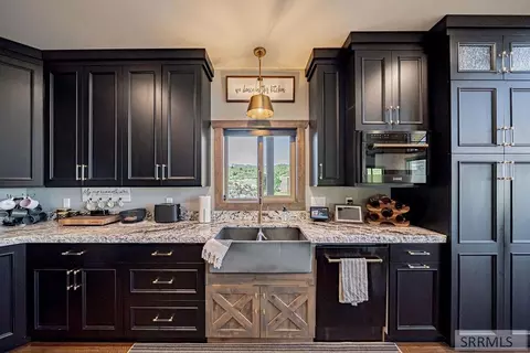 Kitchen - 81 Hawberry, Irwin, ID 83428 photo 5 of 20