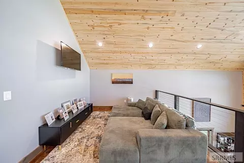 Living - 81 Hawberry, Irwin, ID 83428 photo 7 of 11