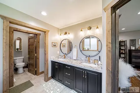 Bath - 81 Hawberry, Irwin, ID 83428 photo 6 of 17
