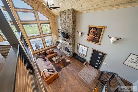 Living - 81 Hawberry, Irwin, ID 83428 photo 8 of 11