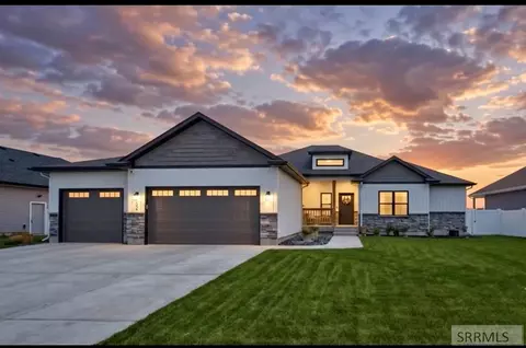 902 Jack Ln, Idaho Falls, ID 83402