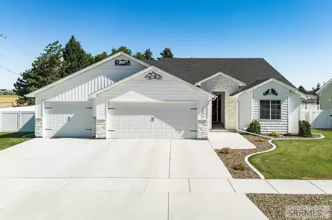 1296 Angela St, Chubbuck, ID 83202
