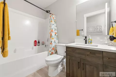 Bath - 585 Washington Loop, Rigby, ID 83442 photo 1 of 4