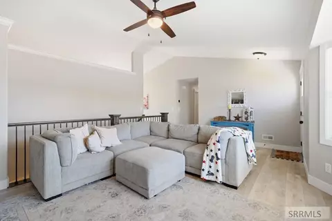 Living - 585 Washington Loop, Rigby, ID 83442 photo 2 of 2