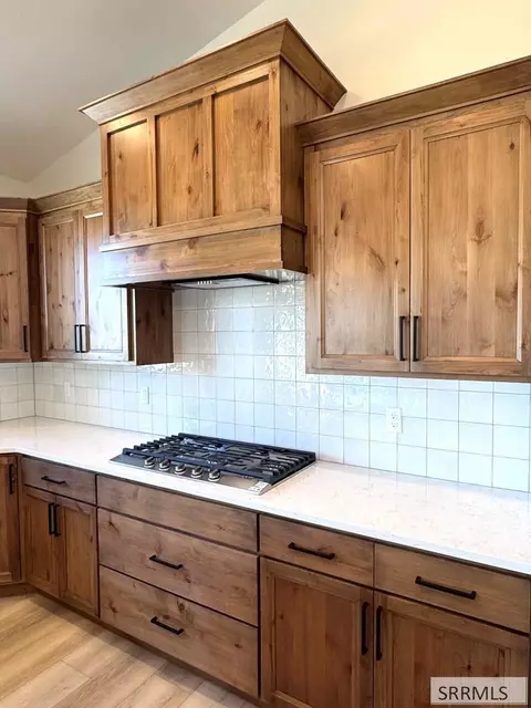 Kitchen - 3794 E 180 N, Rigby, ID 83442 photo 5 of 10