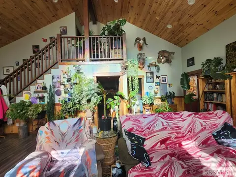 Living - 7 Shady Ln, North Fork, ID 83466 photo 1 of 3