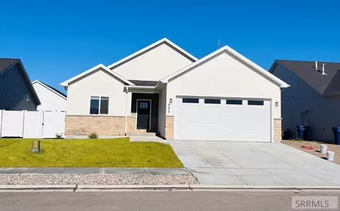 532 Austin Ave, Sugar City, ID 83448