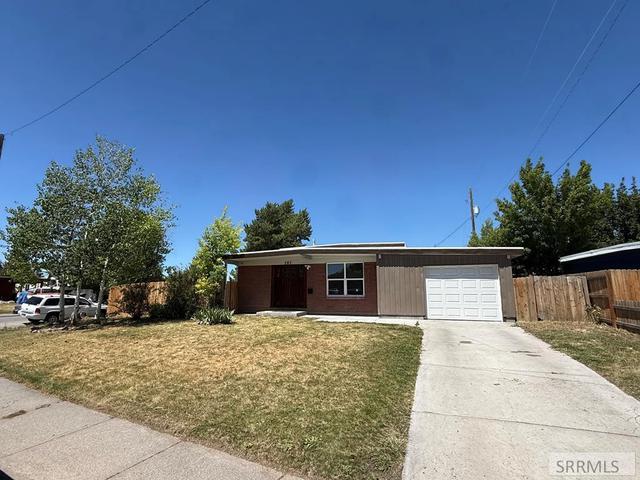 282 Wyatt Ave, Idaho Falls, ID 83404