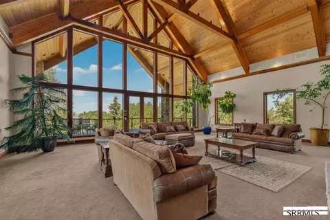 Living - 1755 E Nestor, Inkom, ID 83245 photo 1 of 8