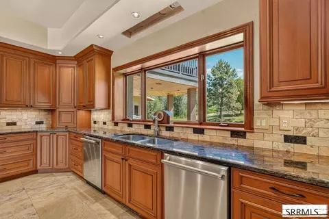 Kitchen - 1755 E Nestor, Inkom, ID 83245 photo 5 of 5