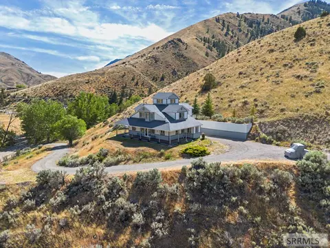 101 Lake Creek Rd, Salmon, ID 83467