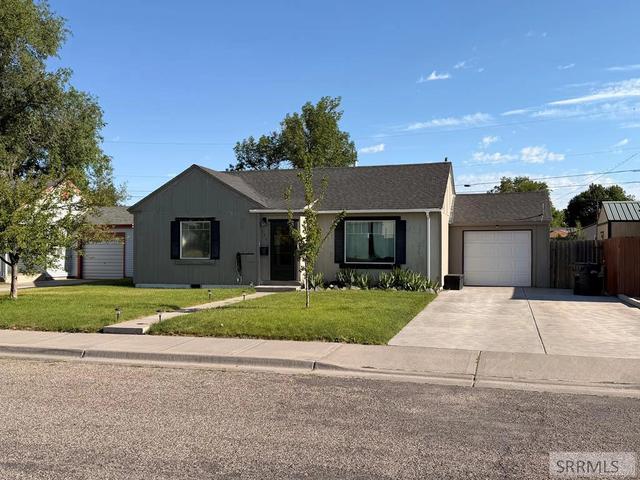 935 E 14th St, Idaho Falls, ID 83404