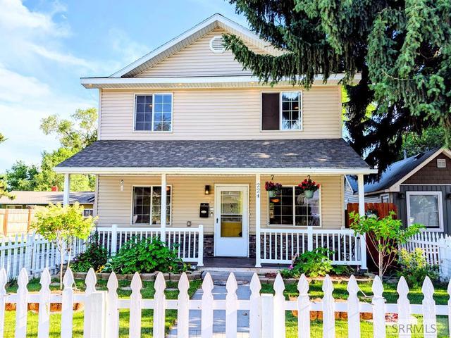 224 E 14th St, Idaho Falls, ID 83401