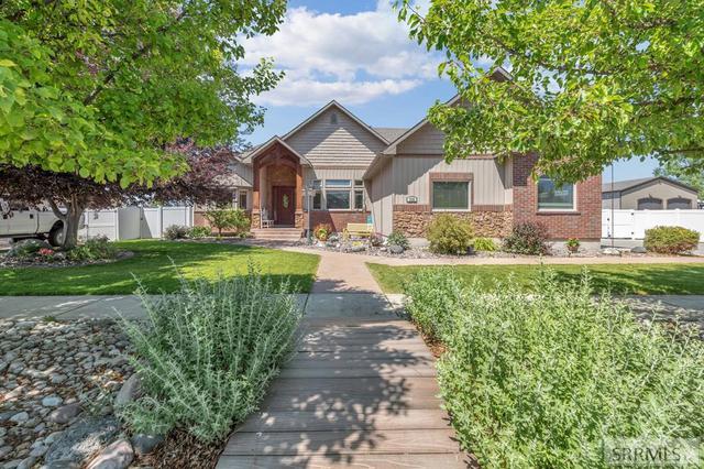 748 Dell Rd, Chubbuck, ID 83202