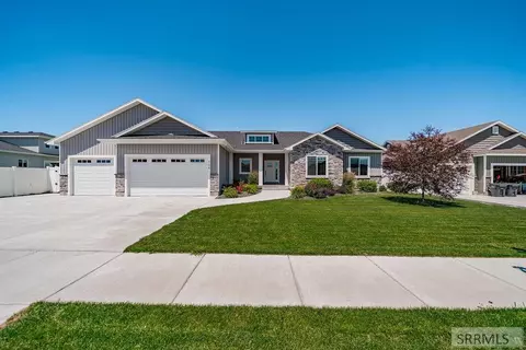 704 Deakon Ct, Idaho Falls, ID 83402