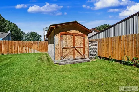 Exterior - 690 E 800 N, Basalt, ID 83218 photo 3 of 5