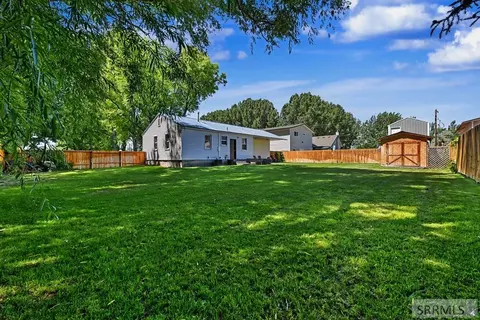Exterior - 690 E 800 N, Basalt, ID 83218 photo 2 of 5