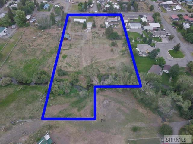 803805 W College Ave, Mackay, ID 83251