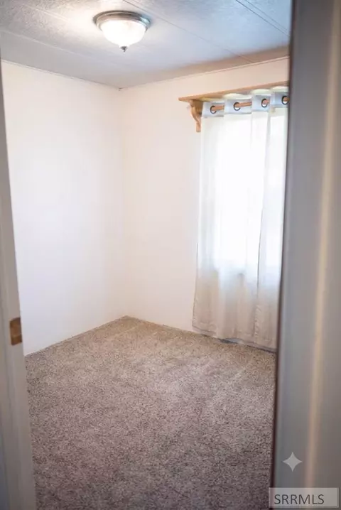 405 Violet St, Rexburg, ID 83440 photo 13