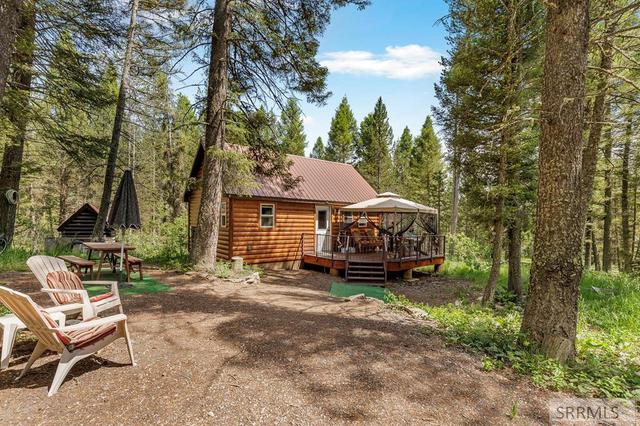 4132 Beaver Springs Rd, Island Park, ID 83429