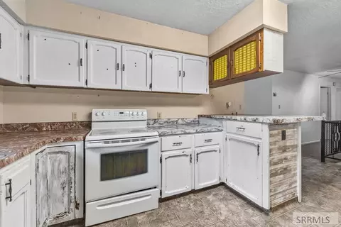 Kitchen - 792 N 3600 E, Menan, ID 83434 photo 2 of 2