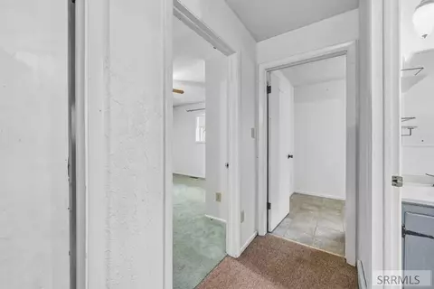 Entry Way - 792 N 3600 E, Menan, ID 83434 photo 4 of 7