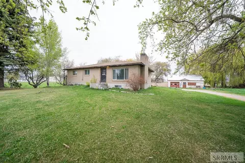 Exterior - 792 N 3600 E, Menan, ID 83434 photo 2 of 13