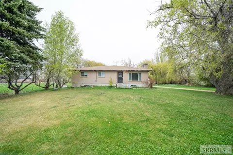 Exterior - 792 N 3600 E, Menan, ID 83434 photo 8 of 13