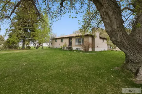 Exterior - 792 N 3600 E, Menan, ID 83434 photo 9 of 13