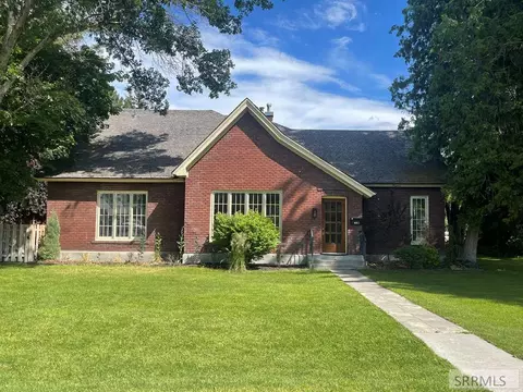480 S Shilling Ave, Blackfoot, ID 83221