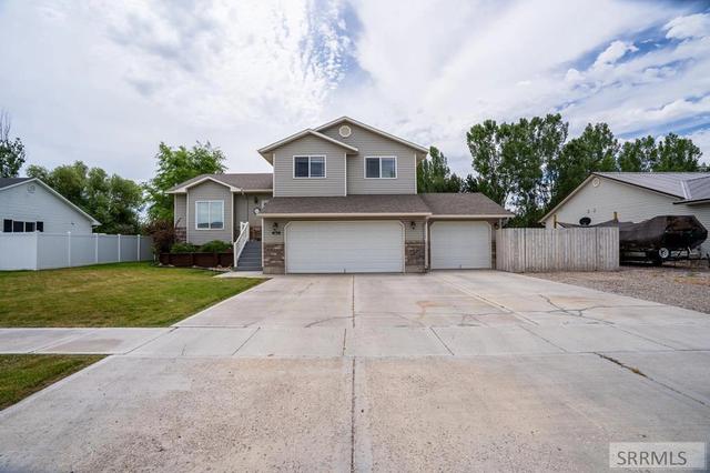 4130 E Forest Glen Dr, Ammon, ID 83406