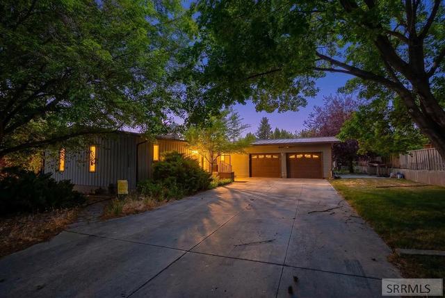 1255 Chokecherry Dr, Pocatello, ID 83204