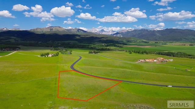 2410 Snow Crest Ranch Dr, Driggs, ID 83422