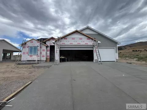 3040 Alexandre Dr, Pocatello, ID 83204