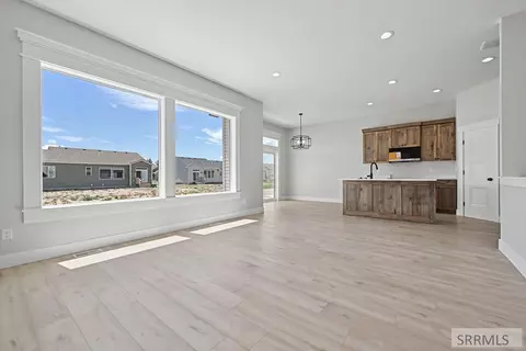 3162 Elixir Rd, Ammon, ID 83406 photo 2