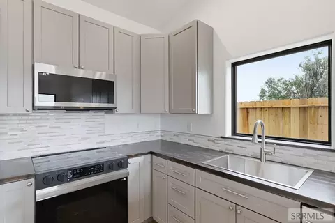 Kitchen - 101 Everly St, Salmon, ID 83467 photo 4 of 4