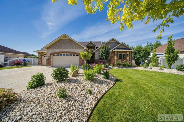 636 Gatehouse Ln, Idaho Falls, ID 83404