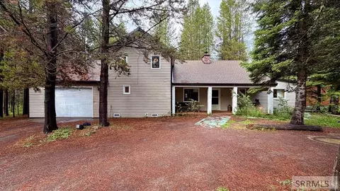 4197 Lone Pine Rd, Island Park, ID 83429
