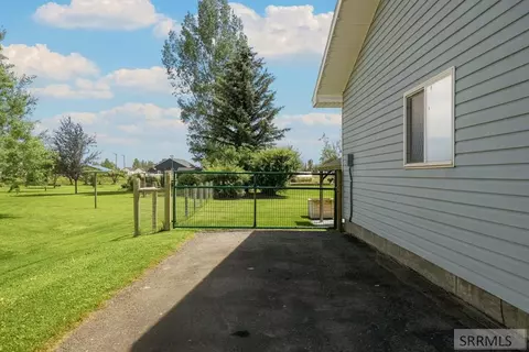 4122 E 230 N, Rigby, ID 83442 photo 35