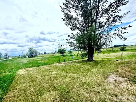709 N 3400 E, Menan, ID 83434 photo 7