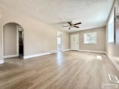709 N 3400 E, Menan, ID 83434 photo 9