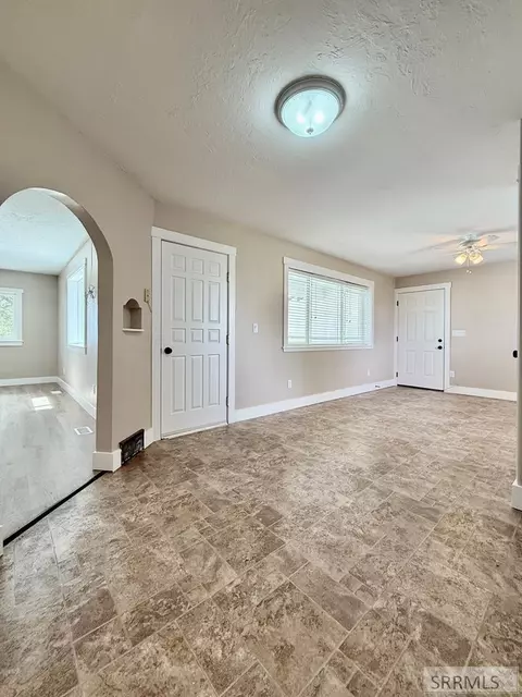 709 N 3400 E, Menan, ID 83434 photo 14