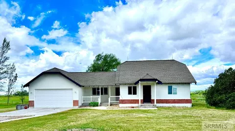 709 N 3400 E, Menan, ID 83434 photo 1