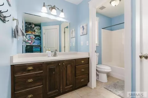 Bath - 182 Merrill Way, Grace, ID 83241 photo 3 of 4
