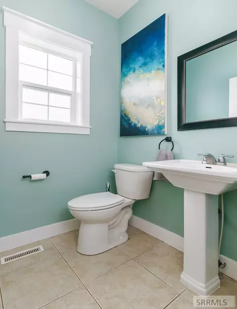 Bath - 182 Merrill Way, Grace, ID 83241 photo 1 of 4